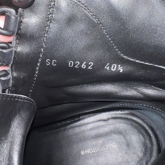 Louis Vuitton Laureate Platform Desert Boot - Picture 15 of 15